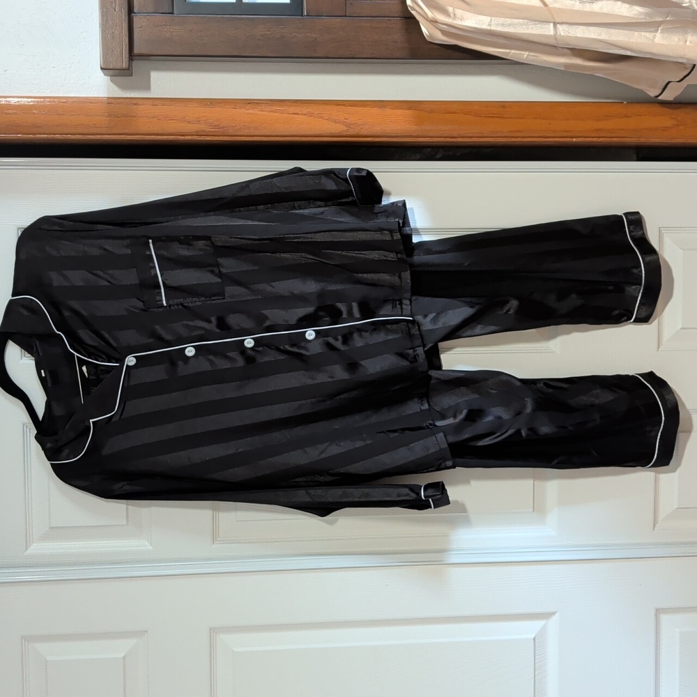 3 Sets Satin Pajama Set - Picture 3 of 4